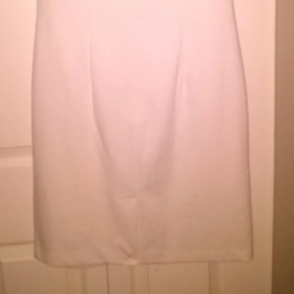 Calvin Klein White Midi Dress with Red Belt  ✨NWOT✨ - Picture 4 of 9